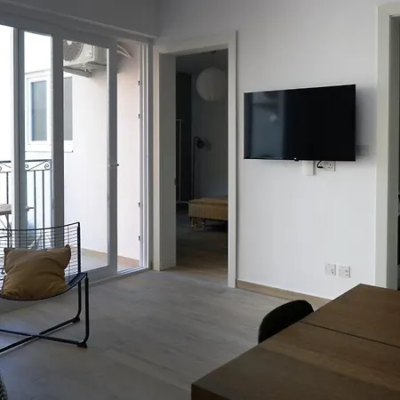 Peprina Apt 1 In Central Rabat Apartment *